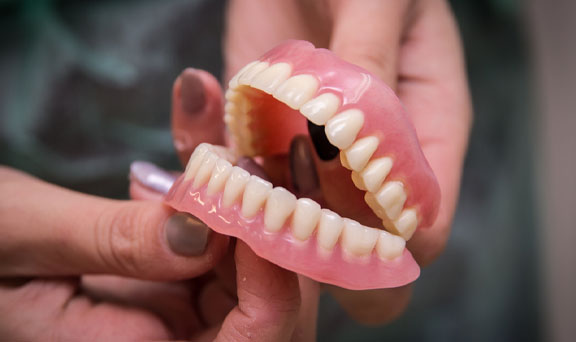 best-dentures-in-kharadi